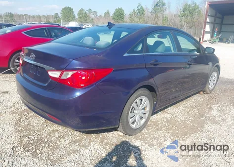 2013 Hyundai Sonata Gls z USA, uszkodzony, nr VIN 5NPEB4AC0DH568371